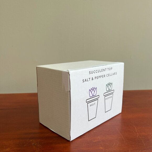 Uncommon Goods NIB Handmade Succulent Salt & Pepper Pots Set - Picture 4 of 5